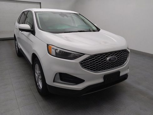 Used 2023 Ford Edge SEL image 13