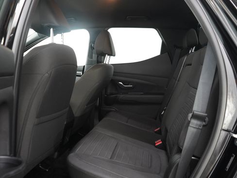 Used 2024 Hyundai Santa Cruz SE AWD/4WD image 15