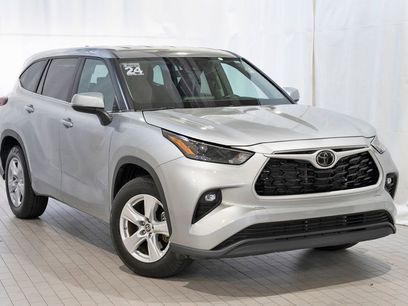 Used 2024 Toyota Highlander LE