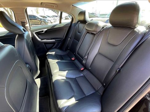 Used 2015 Volvo S60 T5 Premier image 28