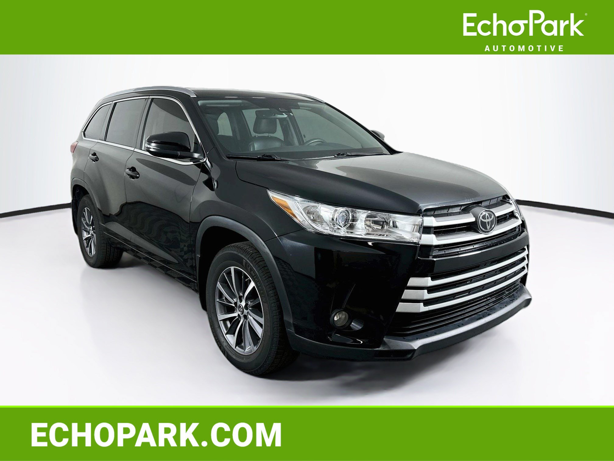 Used 2018 Toyota Highlander XLE AWD/4WD image 1
