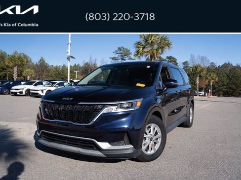 Certified 2023 Kia Carnival LX image 1