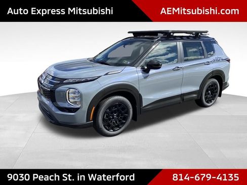 New 2026 Mitsubishi Outlander Trail Edition image 3