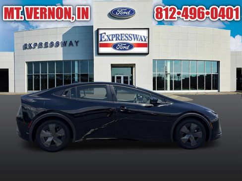Used 2024 Toyota Prius Prime FWD image 5