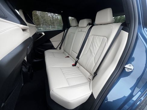 Certified 2025 BMW X3 xDrive30i w/ Convenience Package image 17