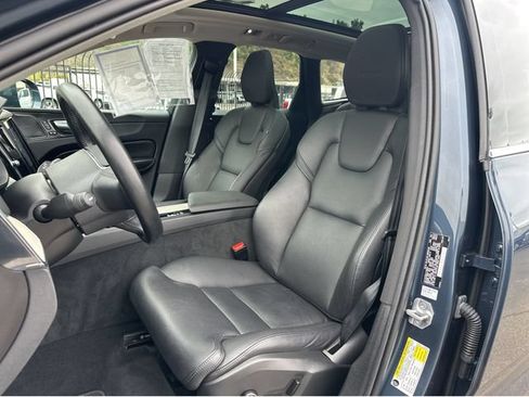 Used 2020 Volvo XC60 T6 Inscription AWD/4WD image 23