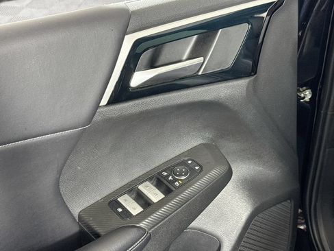 Used 2023 Mitsubishi Outlander SE AWD/4WD image 18