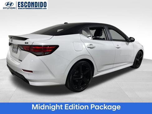 Used 2023 Nissan Sentra SR w/ Midnight Edition Package image 5