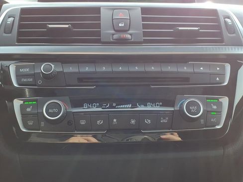 Used 2017 BMW 330i Gran Turismo xDrive image 19