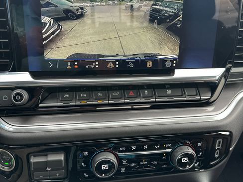 New 2026 Chevrolet Silverado 1500 High Country w/ Technology Package image 17