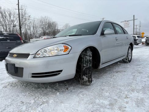 Used 2014 Chevrolet Impala Limited LS image 3