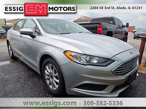 Used 2017 Ford Fusion S FWD image 1