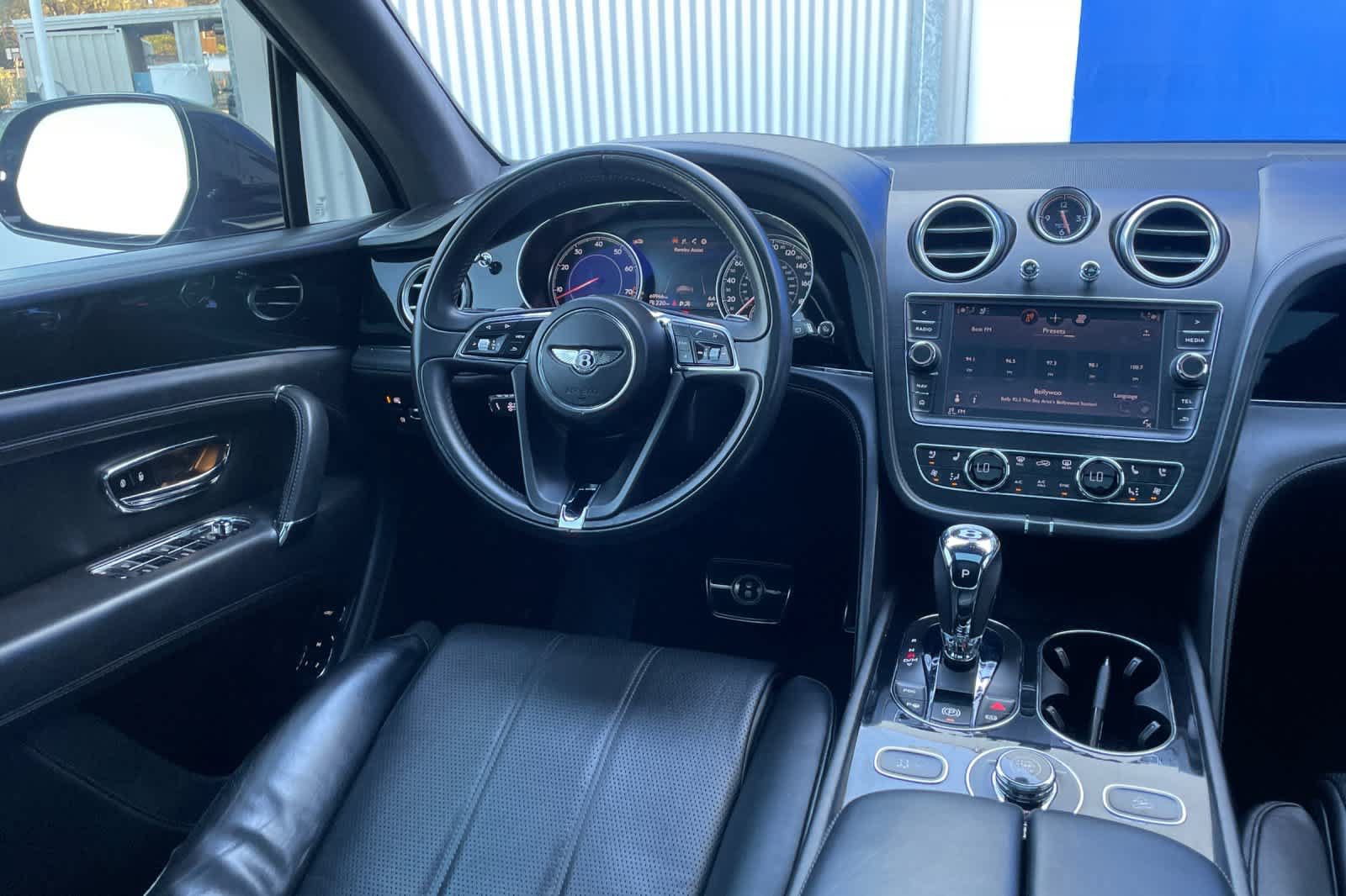 Used 2019 Bentley Bentayga AWD/4WD image 4