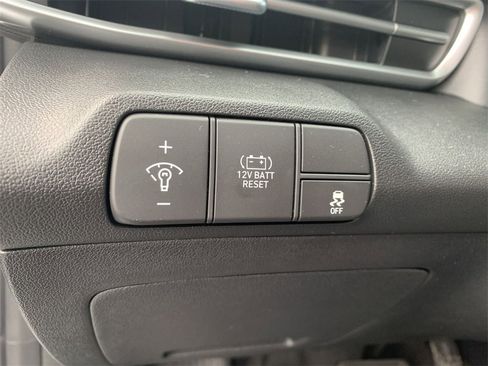 New 2025 Hyundai Elantra Blue image 6