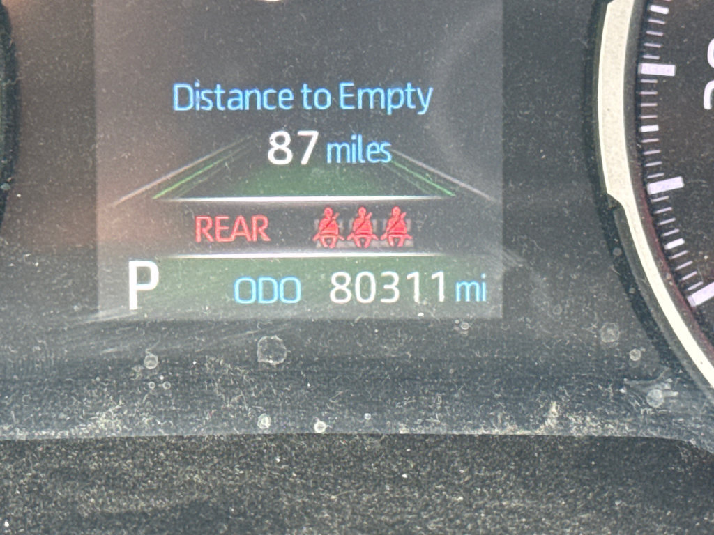 Used 2020 Toyota RAV4 XLE Premium AWD/4WD image 22