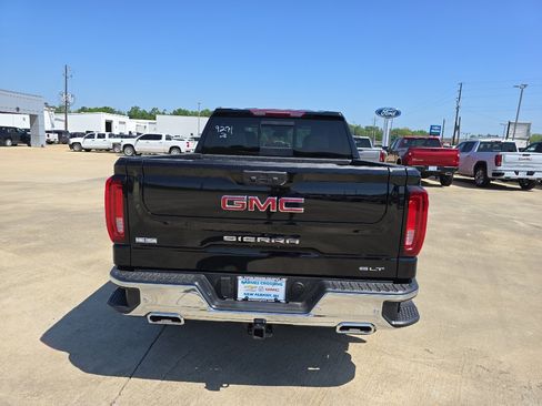 New 2026 GMC Sierra 1500 SLT w/ SLT Premium Package image 6