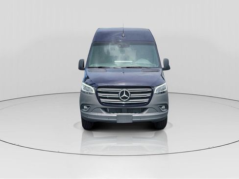 New 2024 Mercedes-Benz Sprinter 2500 image 2