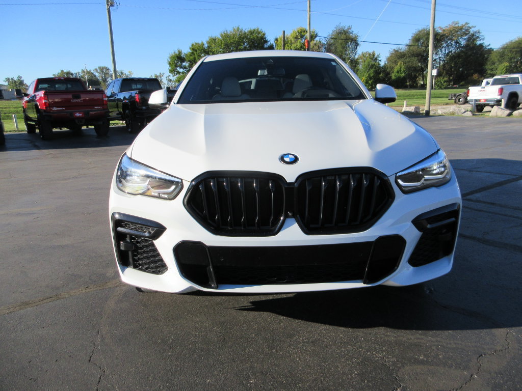 Used 2023 BMW X6 xDrive40i w/ M Sport Package AWD/4WD image 12