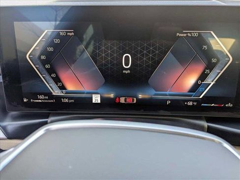 Used 2025 BMW 330i Sedan w/ Premium Package image 10