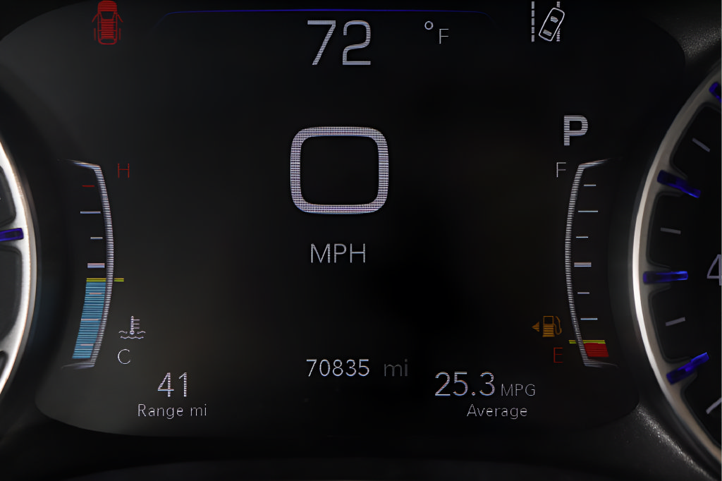 Used 2024 Chrysler Pacifica Touring-L FWD image 12