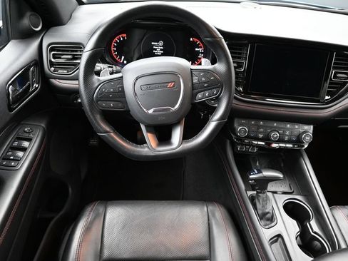 Used 2025 Dodge Durango GT AWD/4WD image 3
