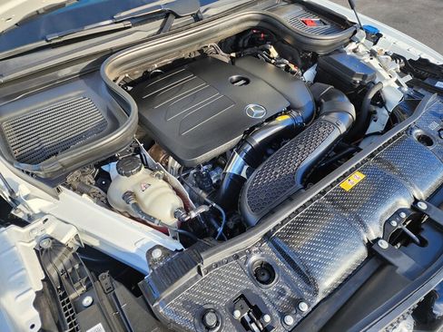 Used 2023 Mercedes-Benz GLE 350 4MATIC w/ AMG Line Exterior image 10