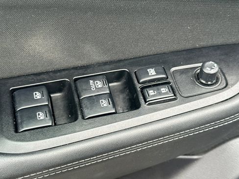 Used 2017 Subaru Outback 2.5i AWD/4WD image 13