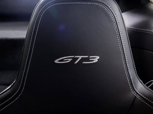 Certified 2022 Porsche 911 GT3 image 15