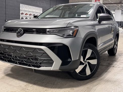 New 2025 Volkswagen Taos S image 25