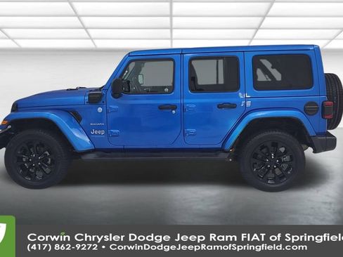 Used 2021 Jeep Wrangler Unlimited Sahara w/ Cold Weather Group image 7