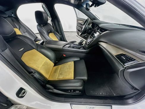 Used 2017 Cadillac CTS V w/ Luxury Package RWD image 14