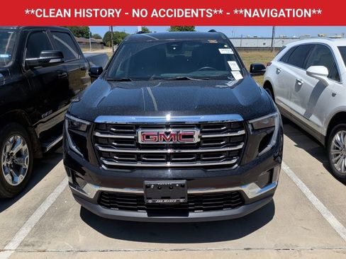 Used 2024 GMC Acadia Elevation AWD/4WD image 2