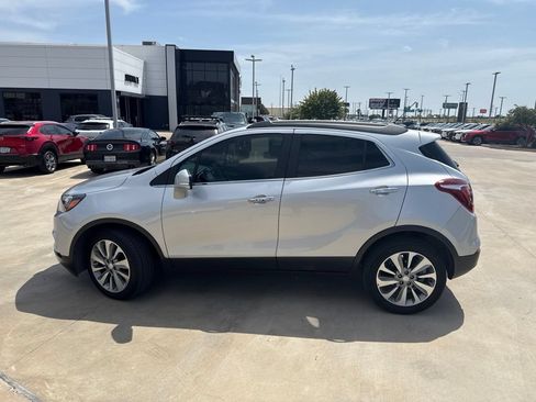 Used 2019 Buick Encore Preferred FWD image 8