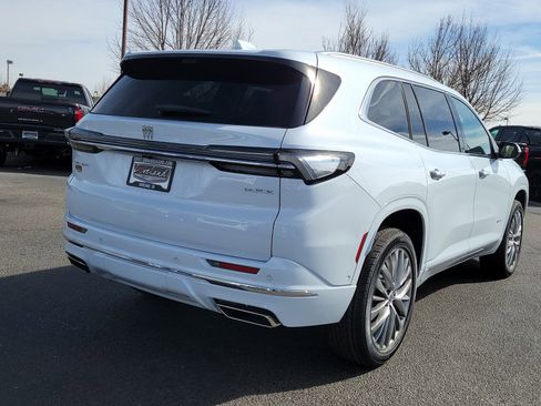 New 2026 Buick Enclave Avenir w/ Super Cruise Package FWD image 3
