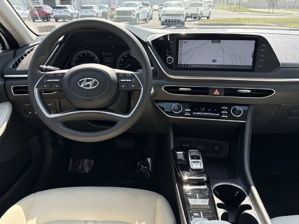 Used 2023 Hyundai Sonata SEL FWD image 3