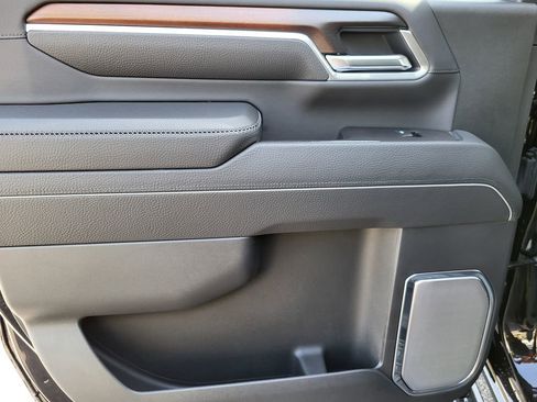 New 2025 GMC Sierra 2500 Denali w/ Denali Reserve Package image 41