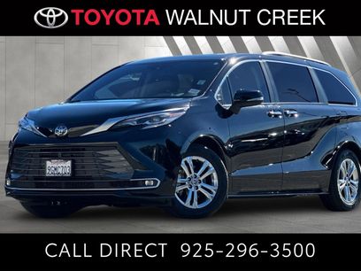 Certified 2023 Toyota Sienna Platinum