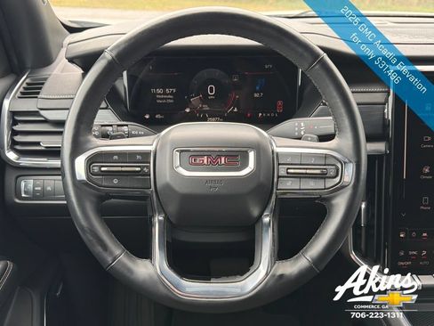 Certified 2025 GMC Acadia Elevation FWD image 22