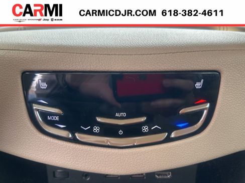 Used 2020 Cadillac Escalade Luxury image 36