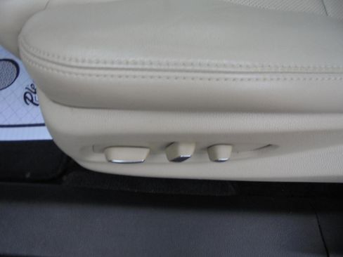 Used 2019 Cadillac XTS Luxury w/ Driver Awareness Package image 16