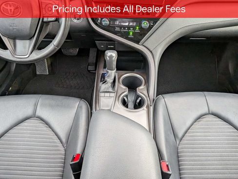 Used 2024 Toyota Camry SE w/ Convenience Package FWD image 19