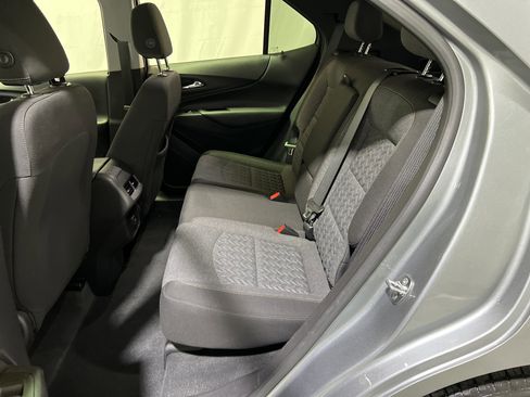 Used 2023 Chevrolet Equinox LT image 16