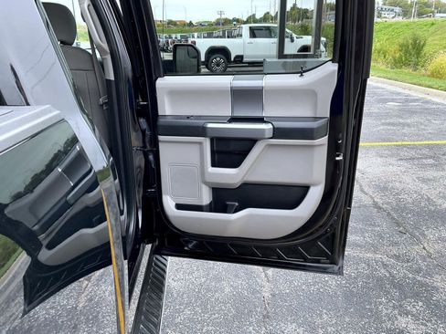 Used 2018 Ford F150 XLT w/ Equipment Group 302A Luxury image 17