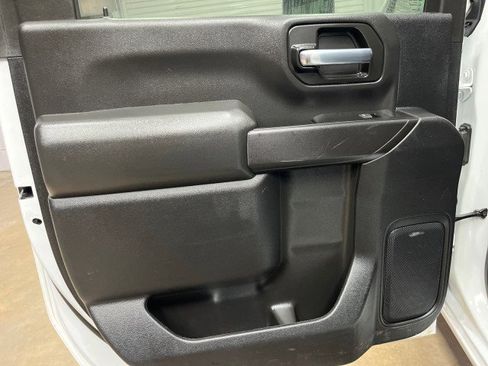 Used 2022 Chevrolet Silverado 2500 LT w/ Convenience Package image 28