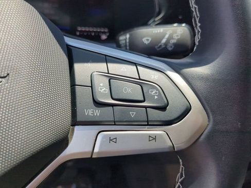 Certified 2024 Volkswagen Taos S FWD image 25