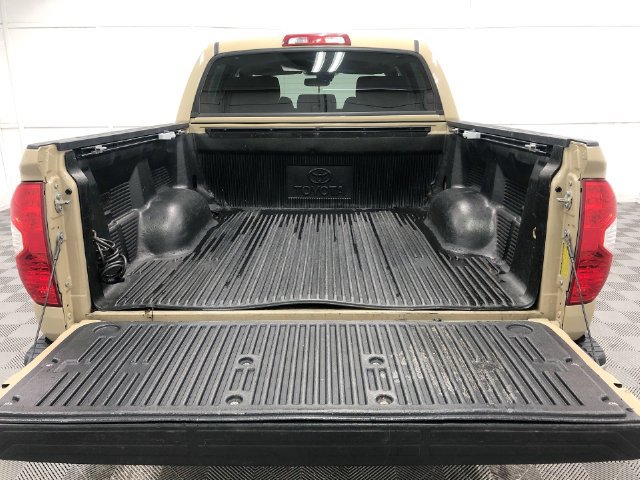 Used 2018 Toyota Tundra SR5 AWD/4WD image 25