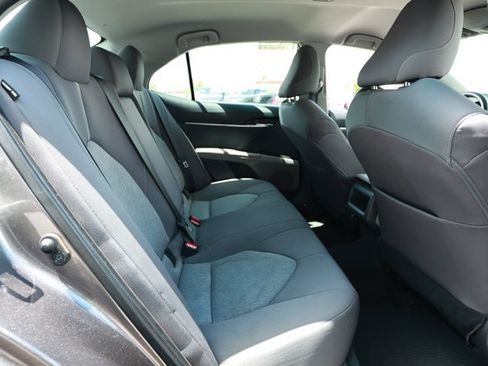 Used 2022 Toyota Camry LE FWD image 28
