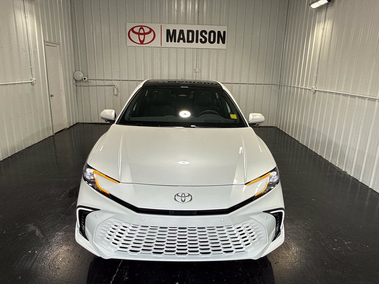 New 2026 Toyota Camry XSE w/ Premium Plus Package AWD/4WD image 7