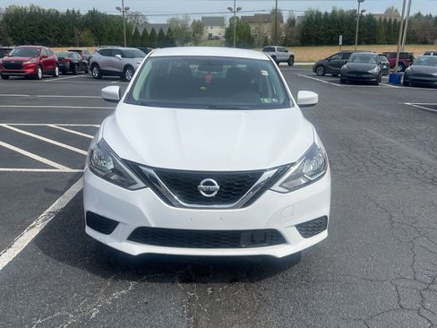 Used 2019 Nissan Sentra SV image 9