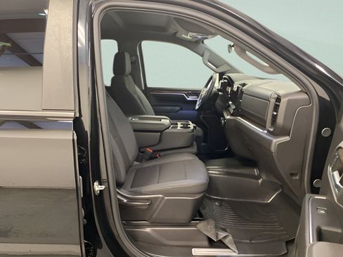 Used 2024 Chevrolet Silverado 1500 LT AWD/4WD image 21
